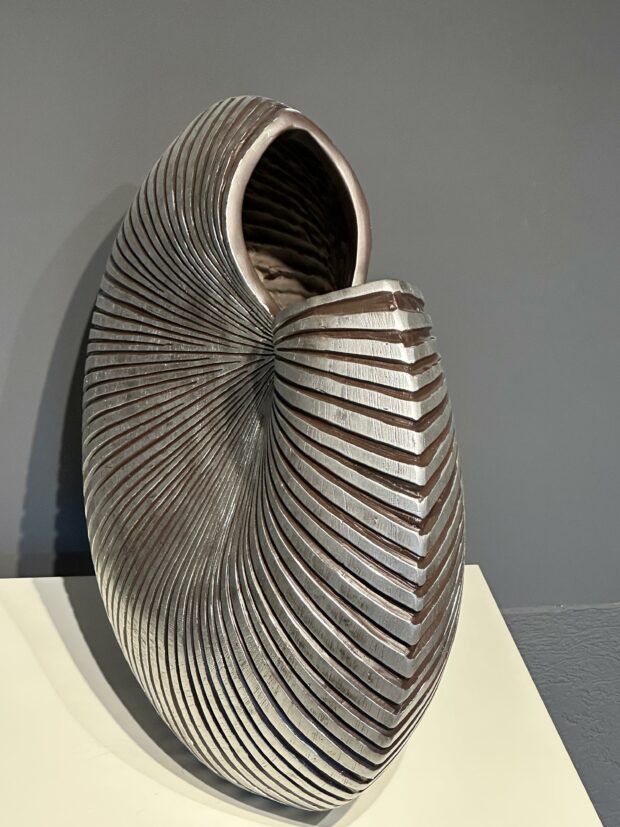 Metal Görünümlü Modern Dekoratif Vazo Seti (2'li) - Image 6