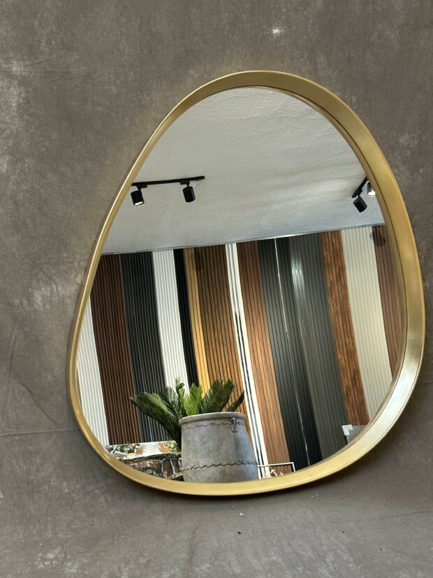 Altın Mat Organik Form Ayna – 96x78x8 cm - Image 3