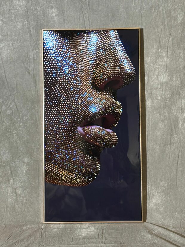 "Işıltılı Portre" El İşçiliği Taşlı Canvas Tablo – 124x64 cm - Image 3