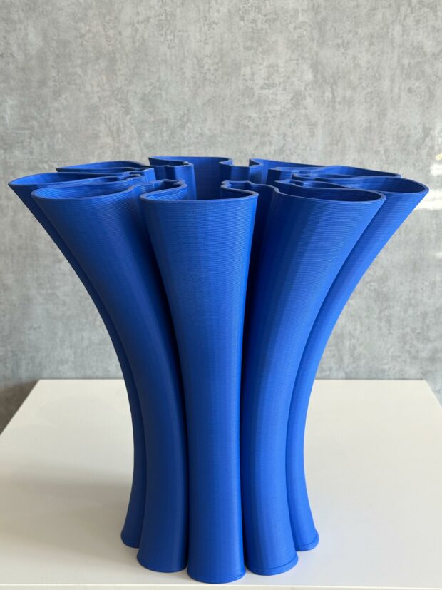 Modern Petal Formlu Seramik Vazo – 77x76x40 cm - Image 9
