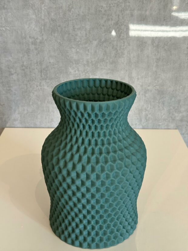 Modern Kabartma Desenli Seramik Vazo 19x19x29cm - Image 10