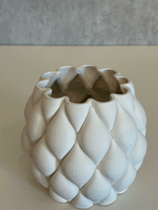 Modern Dokunuş, Zamansız Tasarım Seramik Dekoratif Vazo Serisi 16x16x15 cm - Image 12