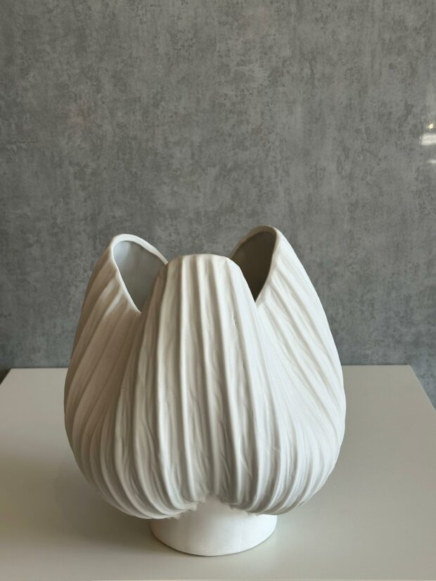 Lale Formlu Modern Seramik Dekoratif Vazo / Saksı – 31x31x16 cm - Image 9
