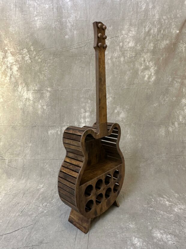 Gitar Formlu Ahşap Şaraplık – 53 x 18 x 133 cm - Image 4